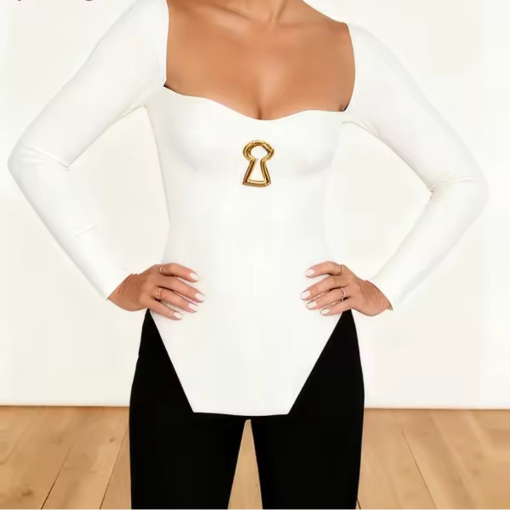 NEW $98 Lock ME Elegant White Long Sleeve Trendy Viral Top